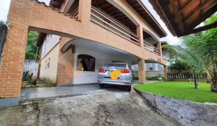Sobrado à venda em São Sebastião, Portal da Olaria, com 4 quartos, 390m²