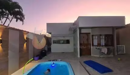 Casa com 3 quartos, 195m², à venda em Caraguatatuba, Porto Novo