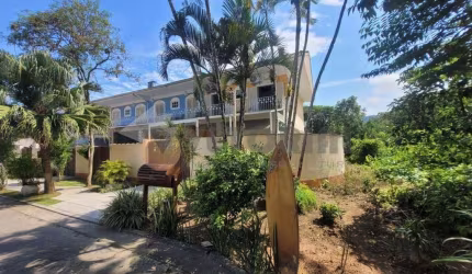Sobrado em condomínio à venda em Caraguatatuba, Capricórnio I, com 3 quartos, 118m²