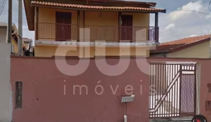 Casa com 4 quartos à venda na Rua Itacoatiara, 63, Parque Dom Pedro II, Campinas, 215 m2 por R$ 561.000