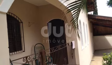 Casa com 3 quartos à venda na Avenida Aglaia, 1251, Parque Universitário de Viracopos, Campinas, 280 m2 por R$ 500.000