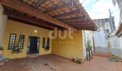 Casa com 4 quartos à venda na Rua Barão de Monte Mor, 150, Vila Industrial, Campinas, 320 m2 por R$ 980.000
