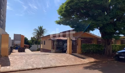 Chácara / sítio com 3 quartos à venda na Rua Olga Di Giorgio Geracci, 375, Parque Rural Fazenda Santa Cândida, Campinas, 300 m2 por R$ 1.600.000