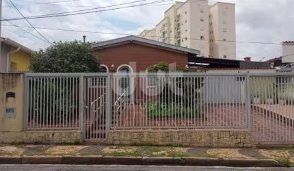 Casa com 3 quartos à venda na Rua Jorgete Nazário de Melo, 28, Vila Aurocan, Campinas, 275 m2 por R$ 450.000
