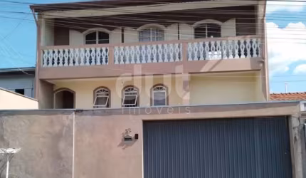 Casa com 4 quartos à venda na Rua Benedito de Lima, 32, Vila Orozimbo Maia, Campinas, 240 m2 por R$ 520.000