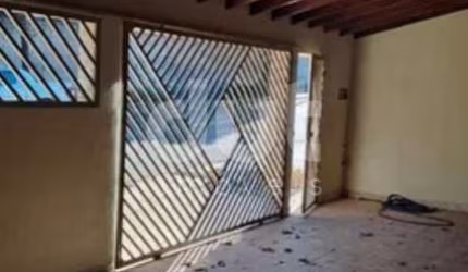 Casa com 3 quartos à venda na Rua dos Aimorés, 116, Vila Costa e Silva, Campinas, 180 m2 por R$ 490.000