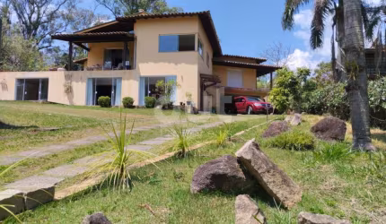 Casa em condomínio fechado com 4 quartos à venda na Estrada Municipal do Clube de Campo Valinhos, s/n, 1, Clube de Campos Valinhos, Valinhos, 242 m2 por R$ 1.300.000