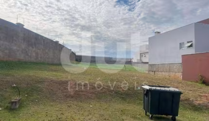 Terreno em condomínio fechado à venda na Rua Sérgio Bortolotto, 220, Loteamento Parque dos Alecrins, Campinas por R$ 680.000