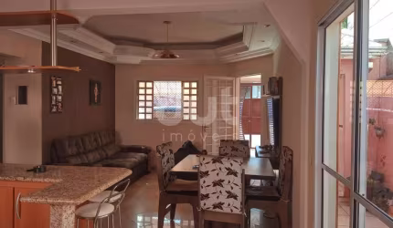 Casa com 2 quartos à venda na Mohssem Marouh Slemam, 211, Jardim das Orquídeas, Sumaré, 81 m2 por R$ 340.000