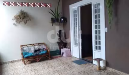 Casa com 4 quartos à venda na Avenida Dolores Franco, 616, Jardim Planalto de Viracopos, Campinas, 381 m2 por R$ 550.000