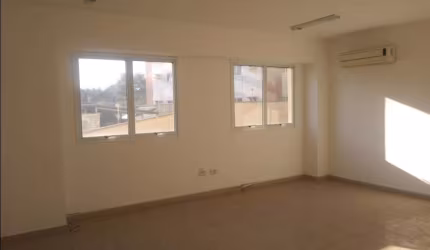 Sala comercial para alugar na Rua Doutor Antônio Álvares Lobo, 660, Botafogo, Campinas, 50 m2 por R$ 1.200