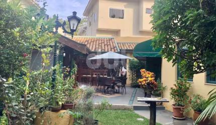 Casa em condomínio fechado com 4 quartos à venda na Rua Babaçu, 45, Bairro das Palmeiras, Campinas, 328 m2 por R$ 2.097.000