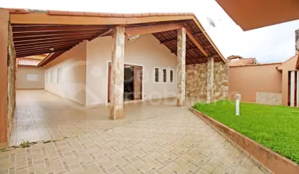 CASA à venda com 3 quartos em Peruíbe, no bairro Cidade Nova Peruíbe
