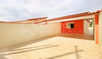 CASA à venda com 3 quartos em Peruíbe, no bairro Estancia Antonio Novaes