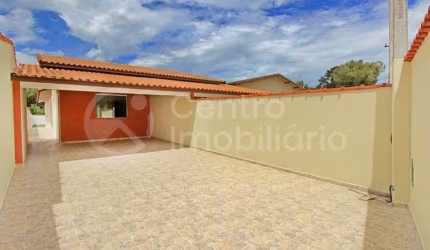 CASA à venda com 3 quartos em Peruíbe, no bairro Estancia Antonio Novaes