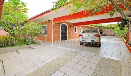 CASA à venda com 5 quartos em Peruíbe, no bairro Balneario Barra de Jangada