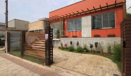 CASA à venda com 1 quartos em Peruíbe, no bairro Centro