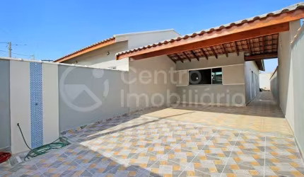 CASA à venda com 2 quartos em Peruíbe, no bairro Cidade Nova Peruíbe