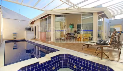 CASA à venda com piscina e 5 quartos em Peruíbe, no bairro Balneario Josedy