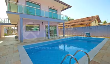 CASA à venda com piscina e 4 quartos em Peruíbe, no bairro Jardim Três Marias