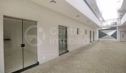 APARTAMENTO à venda com 1 quartos em Peruíbe, no bairro Jardim Icaraiba