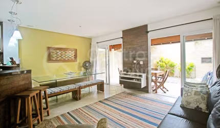 CASA à venda com 4 quartos em Peruíbe, no bairro Cidade Nova Peruíbe