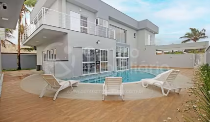 CASA à venda com piscina e 5 quartos em Peruíbe, no bairro Bougainvillee V
