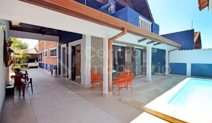 CASA à venda com piscina e 4 quartos em Peruíbe, no bairro Cidade Nova Peruíbe