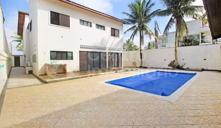 CASA à venda com piscina e 5 quartos em Peruíbe, no bairro Jardim Imperador