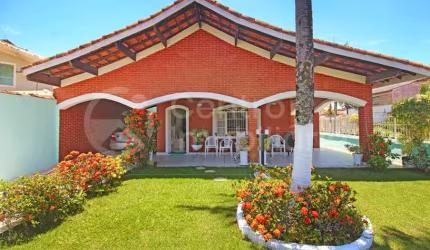 CASA à venda com 3 quartos em Peruíbe, no bairro Cidade Nova Peruíbe