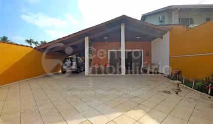 CASA à venda com 2 quartos em Peruíbe, no bairro Balneario Josedy