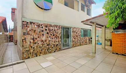 CASA à venda com 3 quartos em Peruíbe, no bairro Balneario Barra de Jangada
