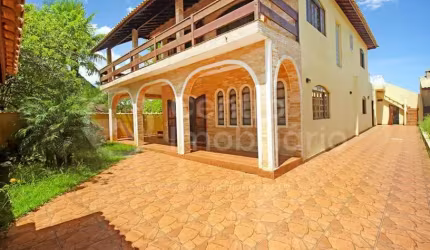 CASA à venda com 3 quartos em Peruíbe, no bairro Quinta do Guarau
