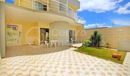CASA à venda com 3 quartos em Peruíbe, no bairro Belmira Novaes