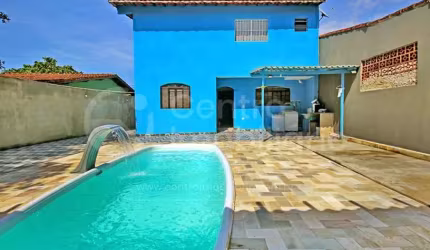 CASA à venda com piscina e 6 quartos em Peruíbe, no bairro Belmira Novaes