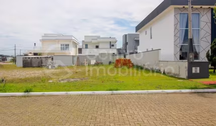 TERRENO à venda em Peruíbe, no bairro Residencial Flora Rica