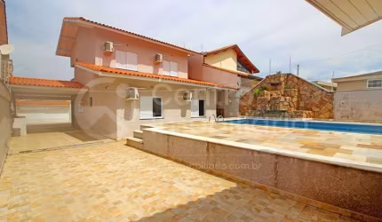 CASA à venda com piscina e 4 quartos em Peruíbe, no bairro Cidade Nova Peruíbe
