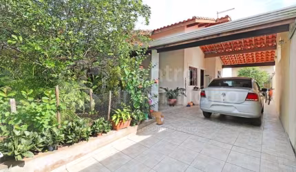 CASA à venda com 2 quartos em Peruíbe, no bairro Vila Romar
