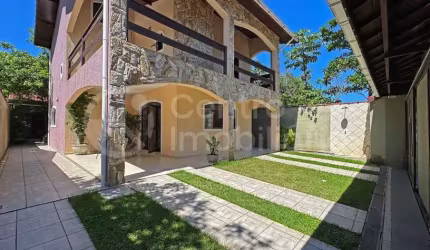 CASA à venda com 3 quartos em Peruíbe, no bairro Jardim Sao Luiz