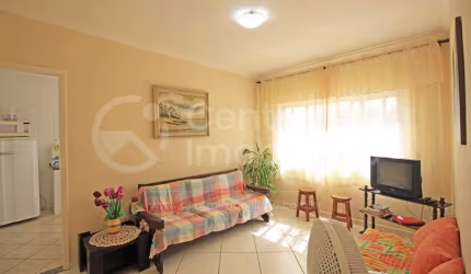 APARTAMENTO à venda com 2 quartos em Peruíbe, no bairro Centro
