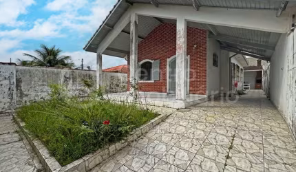 CASA à venda com 3 quartos em Peruíbe, no bairro Cidade Nova Peruíbe
