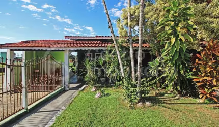 CASA à venda com 3 quartos em Peruíbe, no bairro Balneario Sao Joao Batista