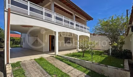 CASA à venda com 4 quartos em Peruíbe, no bairro Stella Maris