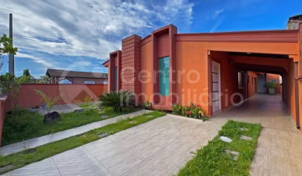 CASA à venda com 3 quartos em Peruíbe, no bairro Jardim Sao Luiz