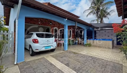 CASA à venda com 3 quartos em Peruíbe, no bairro Cidade Nova Peruíbe