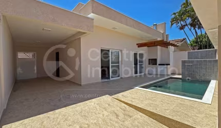 CASA à venda com piscina e 4 quartos em Peruíbe, no bairro Jardim Imperador