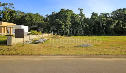 TERRENO à venda em Peruíbe, no bairro Residencial Bosque Três Marias