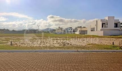 TERRENO à venda em Peruíbe, no bairro Residencial Flora Rica