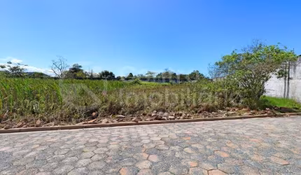 TERRENO à venda em Peruíbe, no bairro Bougainvillee V