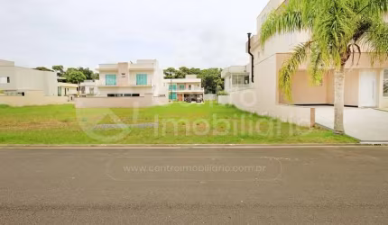 TERRENO à venda em Peruíbe, no bairro Bougainvillee IV